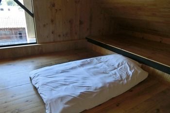 Yellow Pillow Hotel