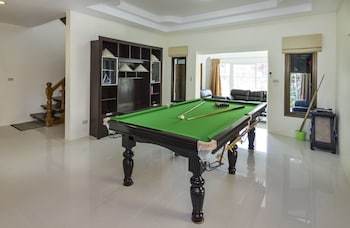Baan Kanittha - 6 Bedrooms Private Pool Villa