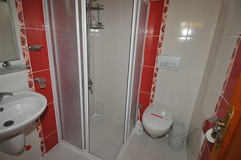 Kervansaray Hotel & Pension