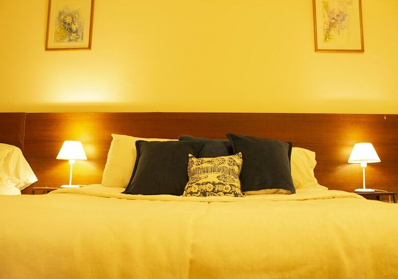 Uvas Apartments