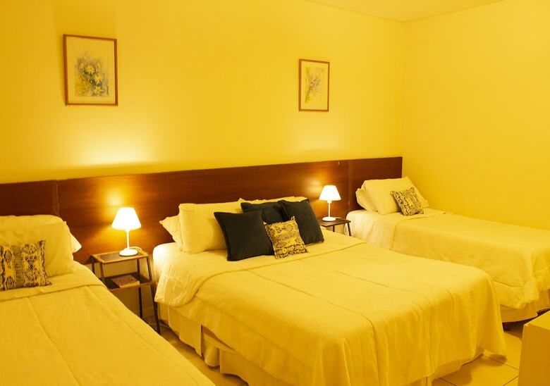 Uvas Apartments