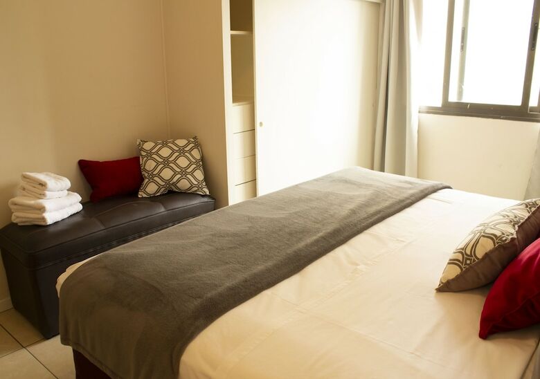 Uvas Apartments