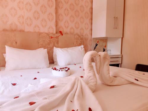 Walnut Shell Hotel
