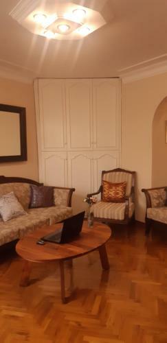Walnut Shell Hotel