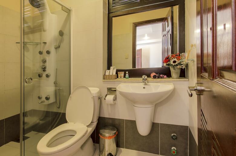 Vien Dong Hotel Phu My Hung