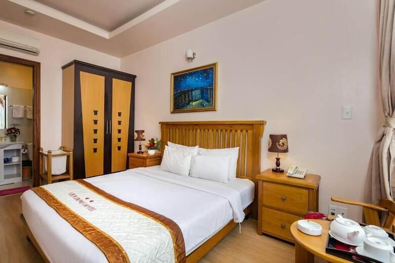 Vien Dong Hotel Phu My Hung