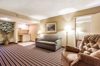Hotel Econo Lodge Inn & Suites