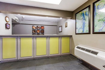 Hotel Econo Lodge Inn & Suites