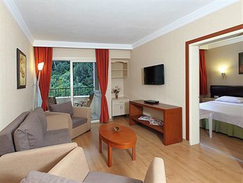 Hotel Julian Forest - All Inclusive