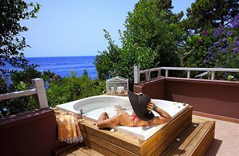 Hotel Nautical Faralya