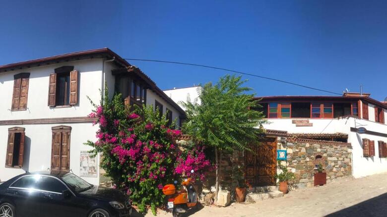 Hotel Amazon Petite Palace