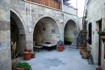 Cave Art Hotel