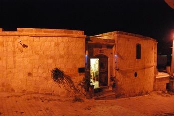 Cave Art Hotel