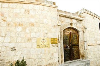 Cave Art Hotel