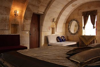 Cave Art Hotel