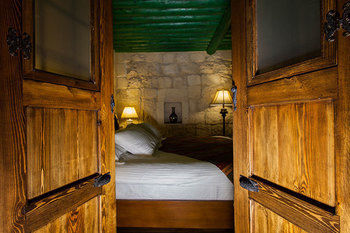 Satrapia Boutique Hotel