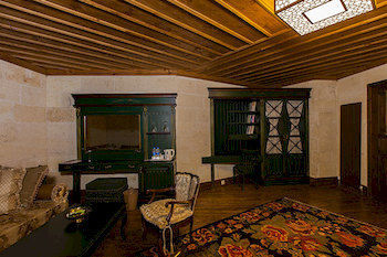 Satrapia Boutique Hotel