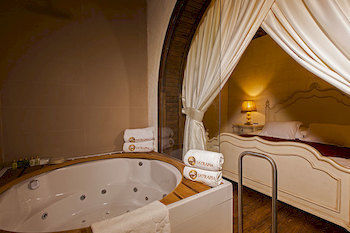 Satrapia Boutique Hotel