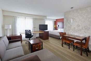 Hotel Residence Inn Lansing West