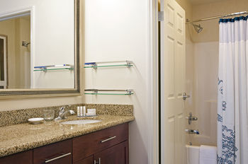 Hotel Residence Inn Lansing West