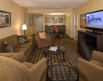 Radisson Hotel Milwaukee West