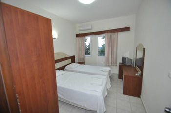 Ado Beach Hotel - All Inclusive