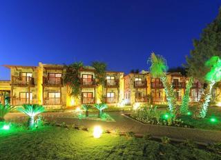 Hotel Camelot Boutique & Beach