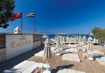 Hotel Camelot Boutique & Beach
