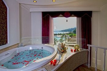 Hotel Sianji Well-being Resort