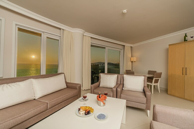 Dragut Point South Hotel � All Inclusive