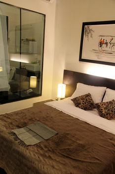 Adore Hotel