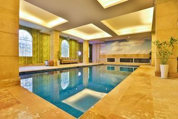 Aparthotel Chateau The Meliya