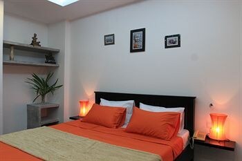 Ashia Hotel & Lounge