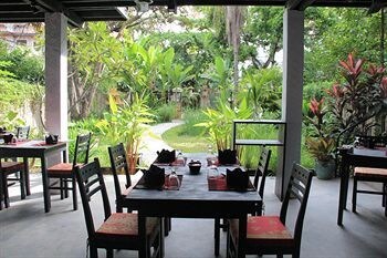 Ashia Hotel & Lounge