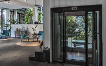 The Aviary Hotel
