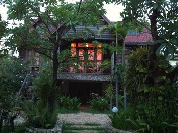 Hotel Natural Bungalows Restaurant And Bar