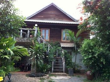 Hotel Natural Bungalows Restaurant And Bar