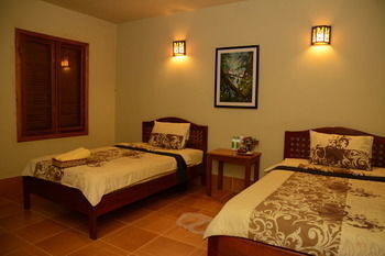 Hotel Natural Bungalows Restaurant And Bar