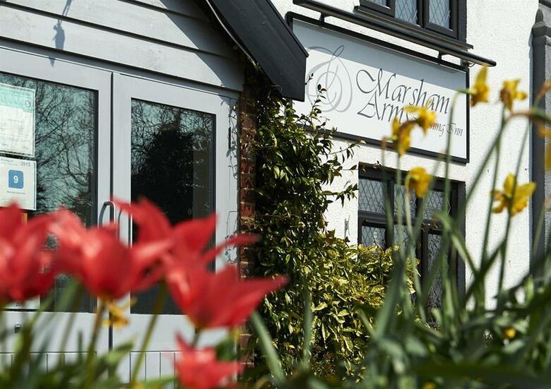 Hostal Marsham Arms Coaching Inn