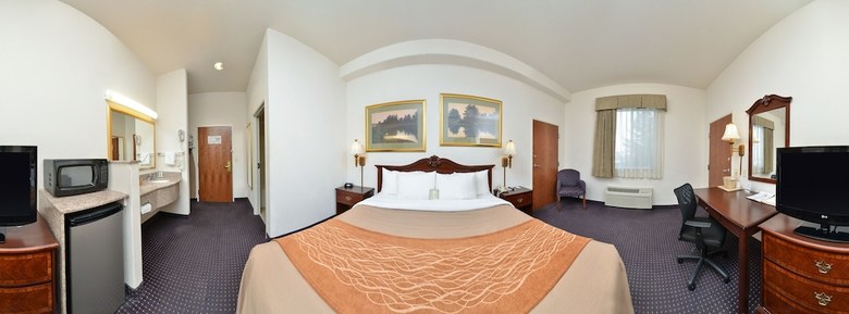 Hotel Comfort Inn And Suites