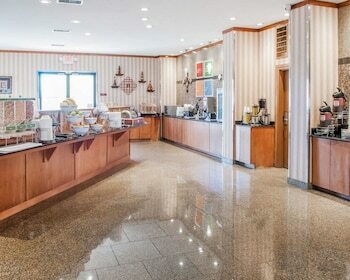 Hotel Comfort Suites