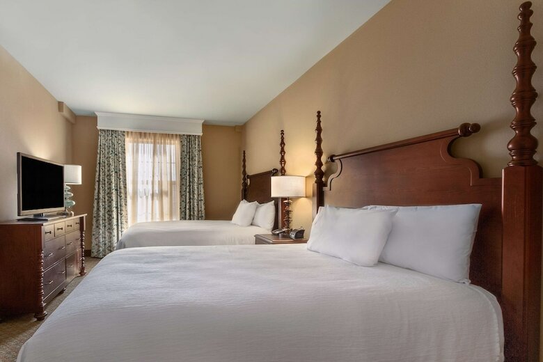 Hotel Embassy Suites Savannah