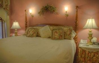 Oliver Inn Bed And Breakfast