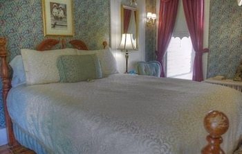 Oliver Inn Bed And Breakfast
