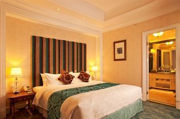 Royal Grace Hotel