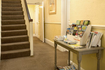 Bed & Breakfast Wayfarer Guest House