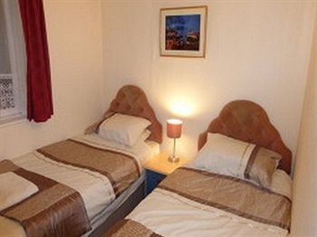 Hostal Weatherbury Hotel