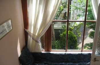 Bed & Breakfast Crompton House