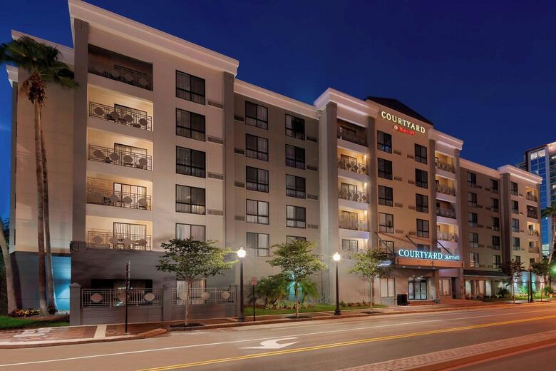 Hotel Courtyard By Marriott Tampa Downtown
