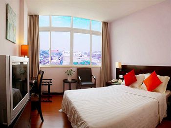 Baiyun City Hotel